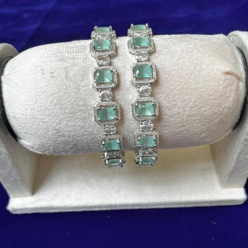 Emerald Sparkle Bangle - Image 3